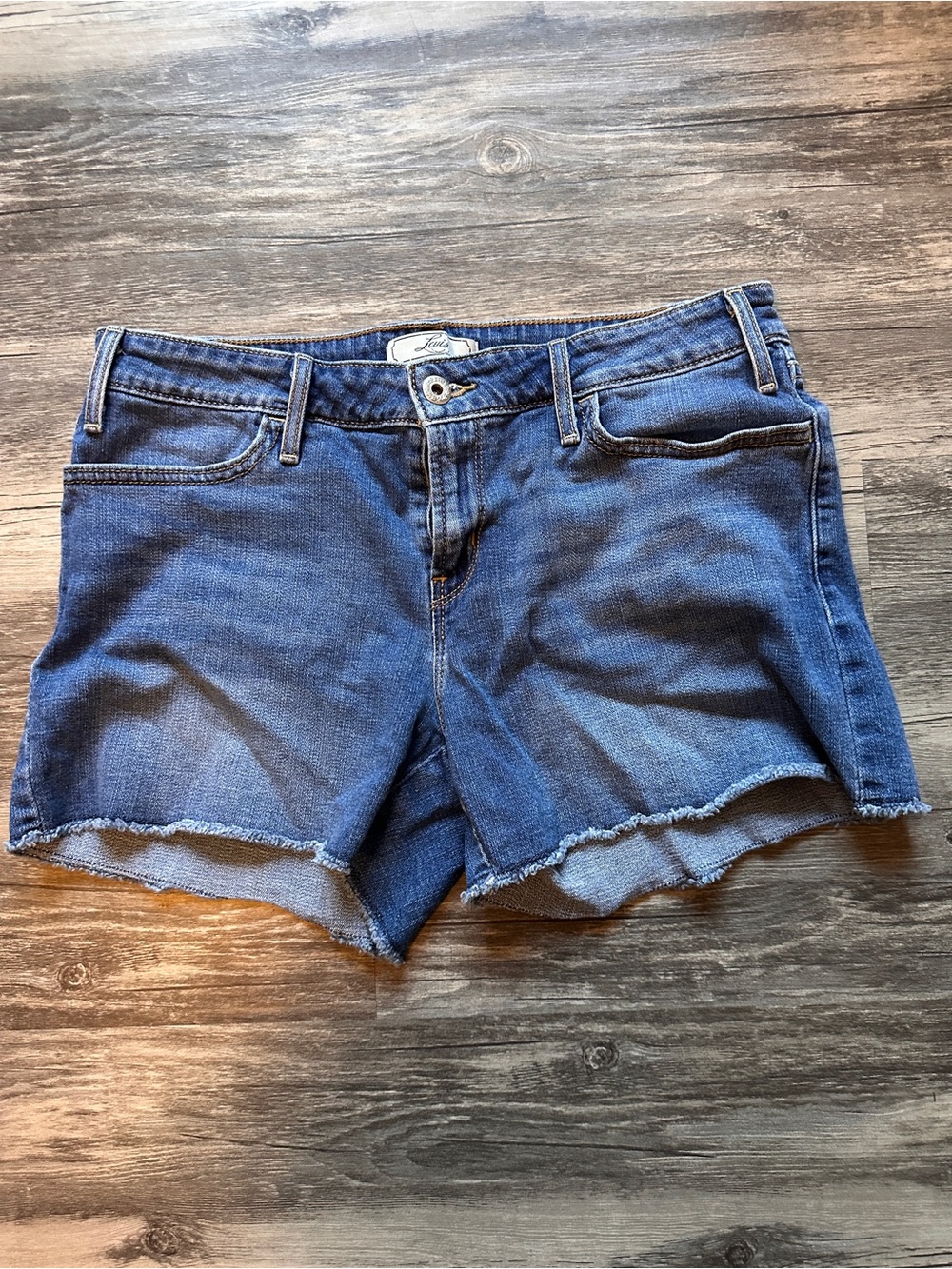 Levi's Women's Dark Blue Denim Cutoff Shorts size 10